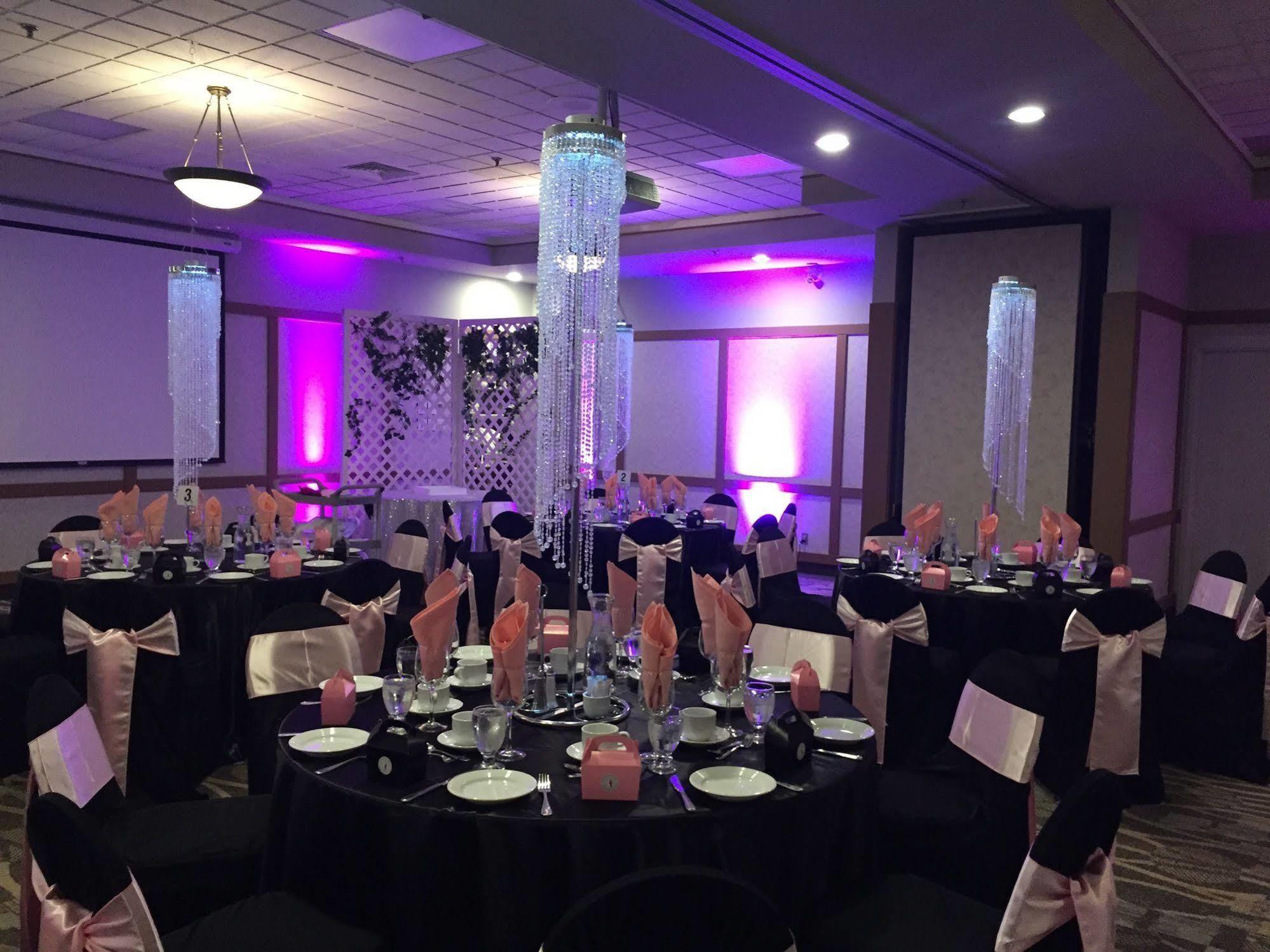 Canad Inns Destination Centre Transcona Winnipeg Buitenkant foto